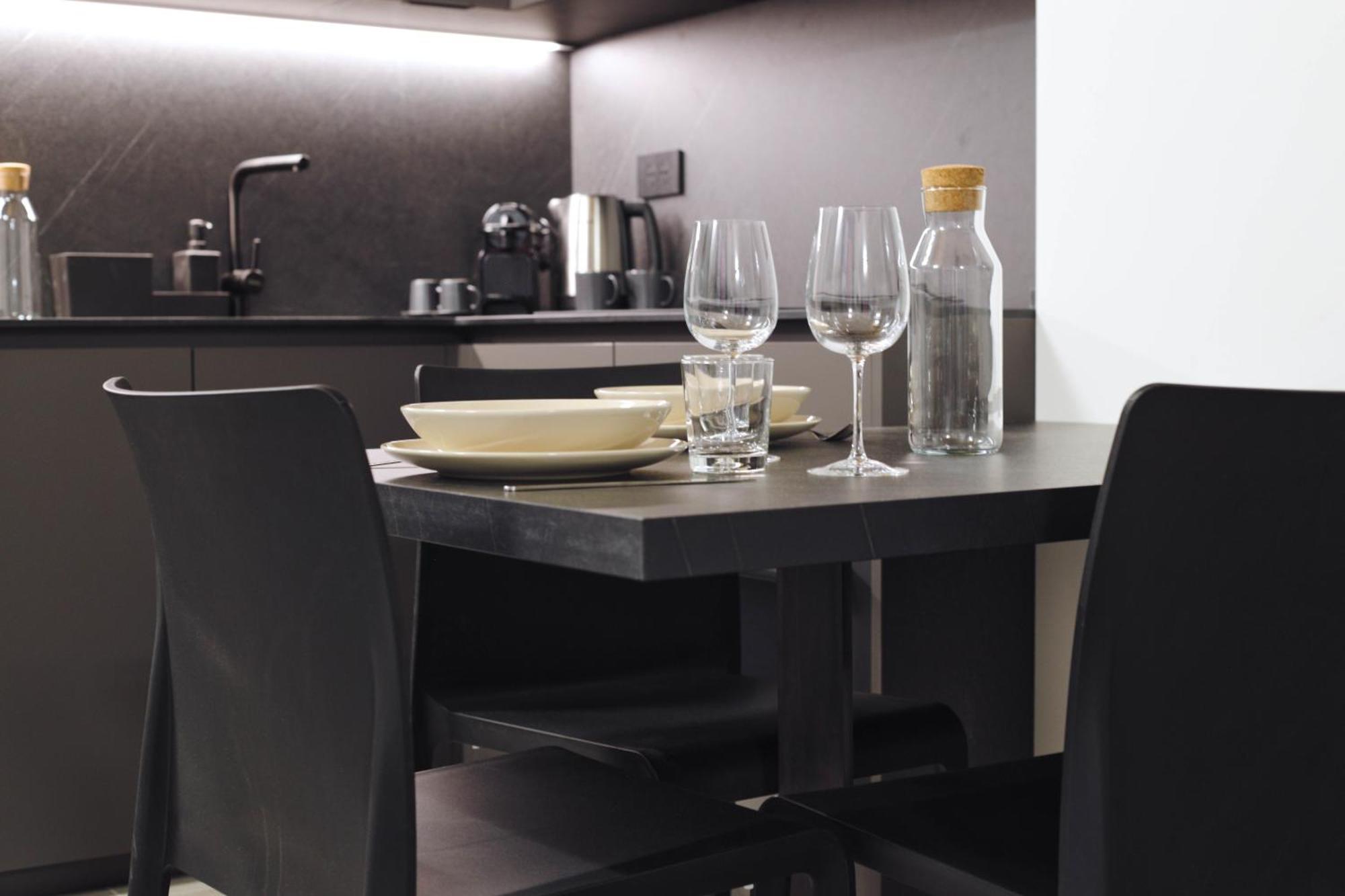 Just Urban Stays - Boutique Apartment With Parking And Gym *