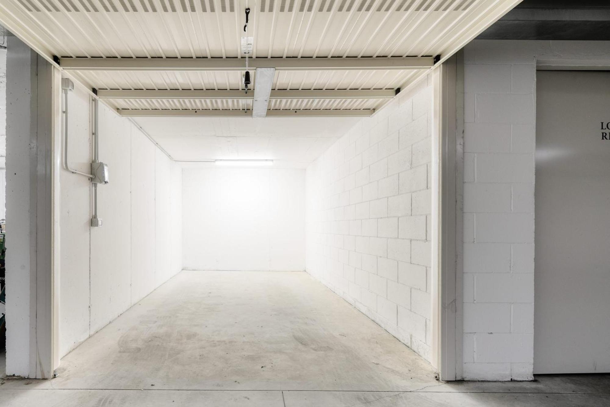 Just Urban Stays - Boutique Apartment With Parking And Gym